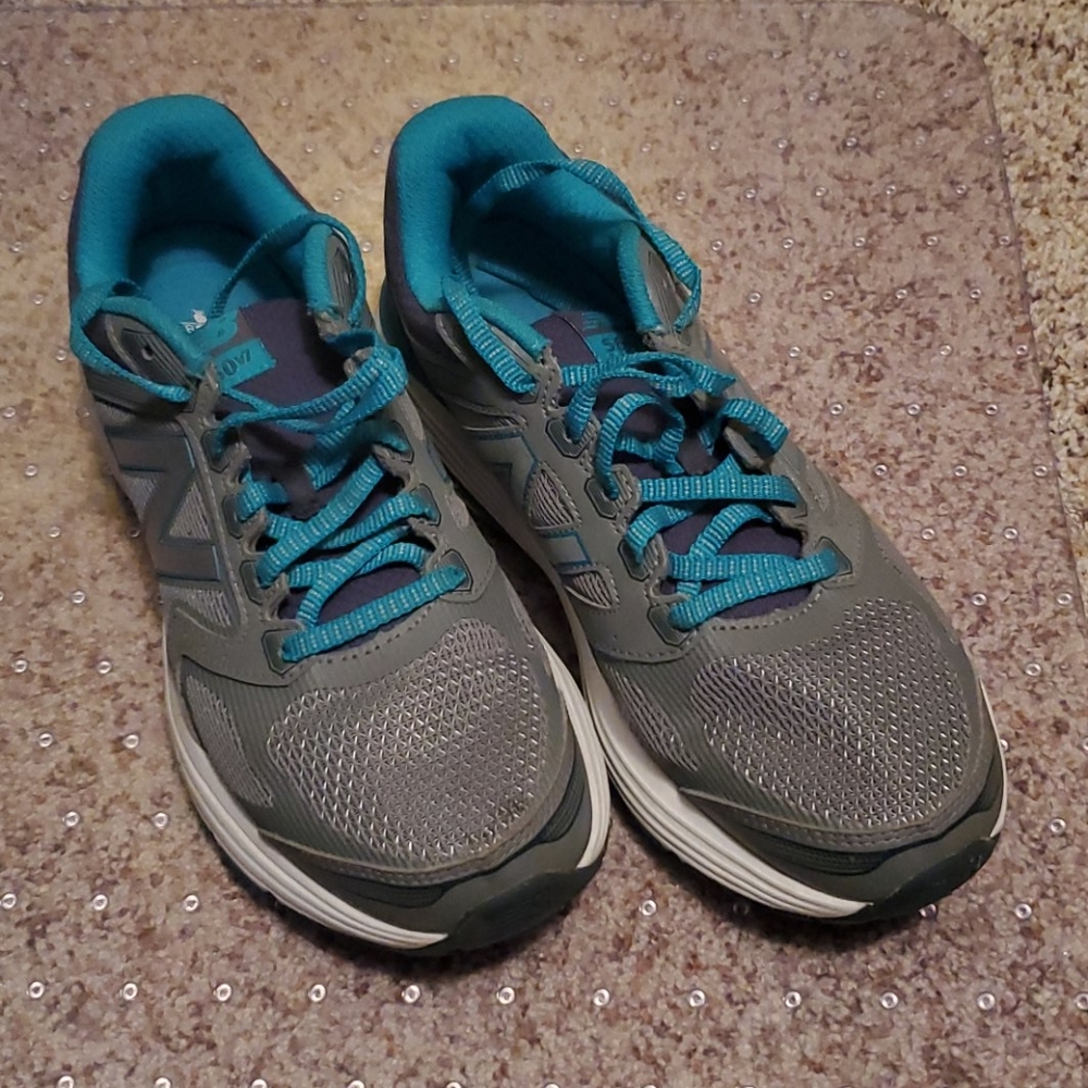 New Balance Gray/ Teal Athletic Shoes